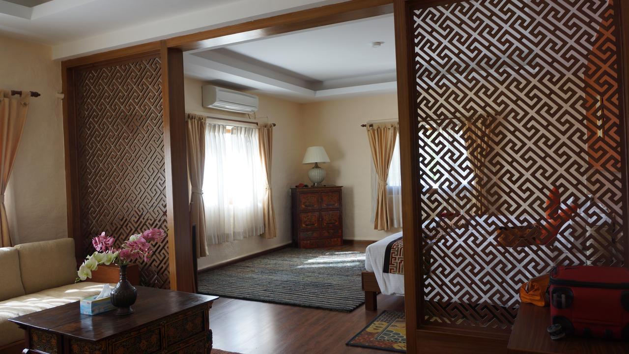 Royal Mustang Resort Nambo Bagian luar foto